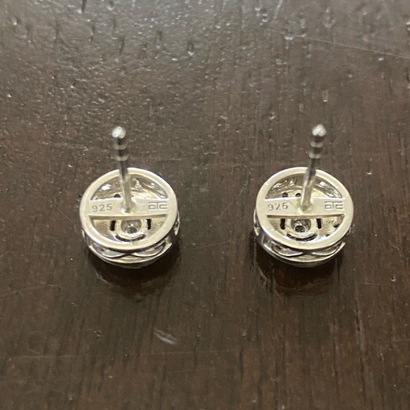 Gorgeous silver and white sapphire set - Picture 7 of 10